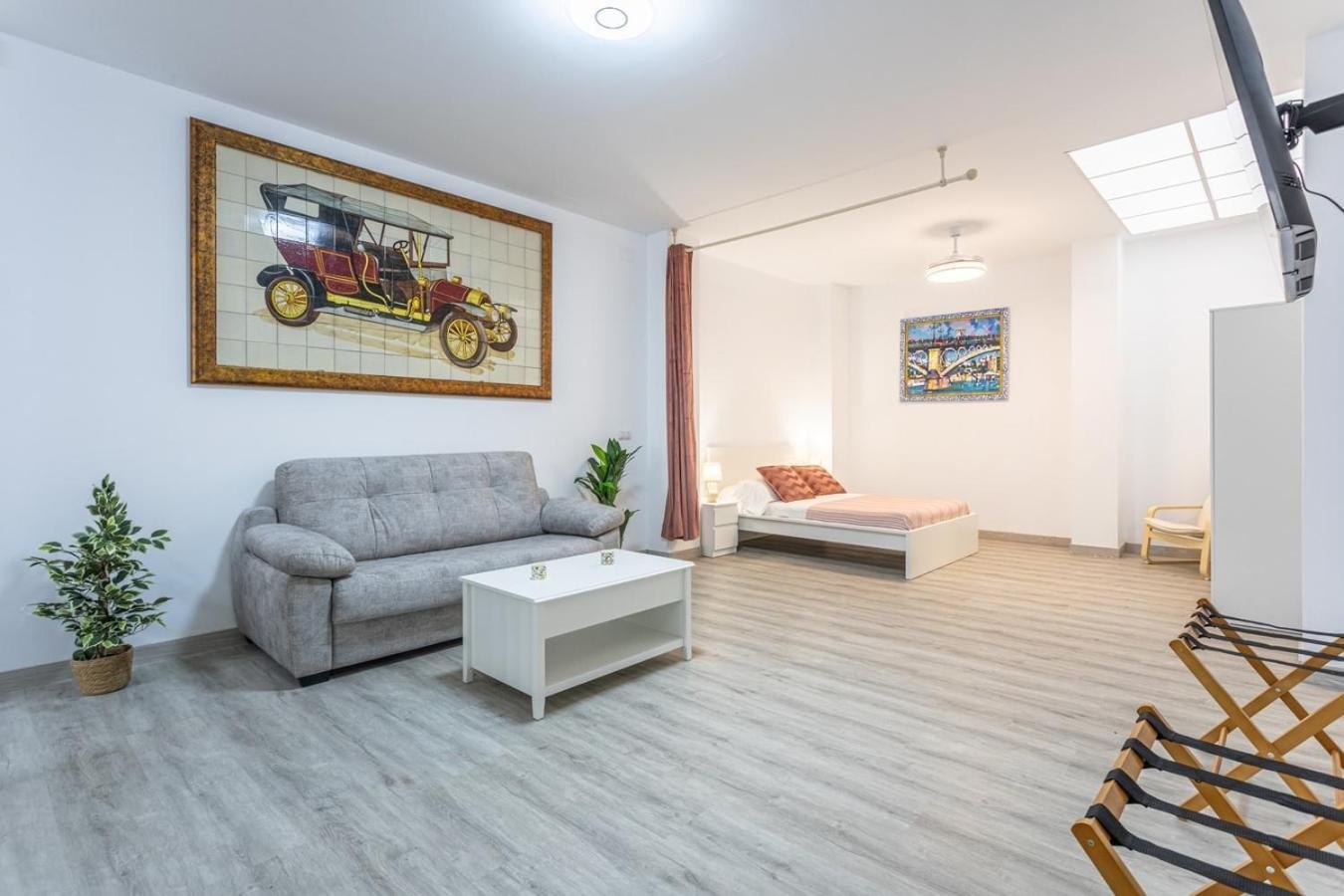 Semana Santa Apartment Seville Exterior photo